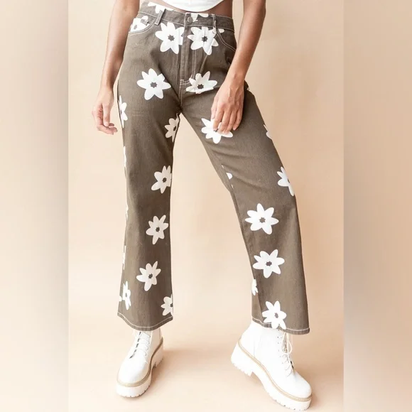 Fresh as a Daisy Pant - Picture 3 of 8